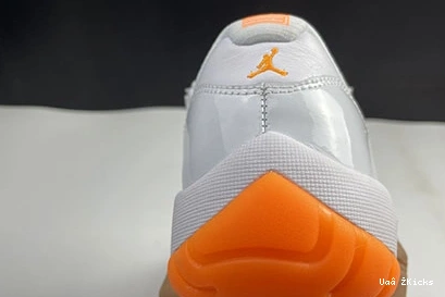 “Citrus” 696 Air 11 Jordan WMNS Comfortable Low AH7860-139 1020